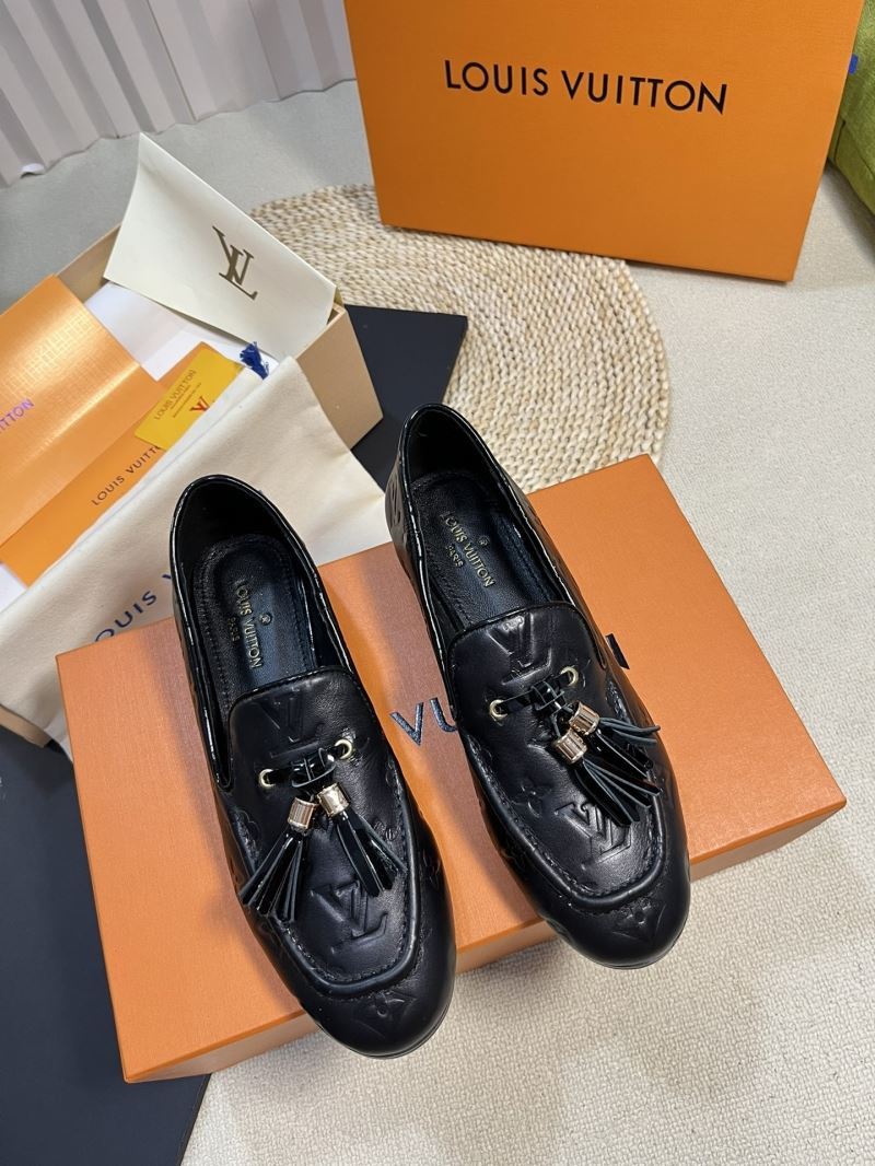 Louis Vuitton Low Shoes